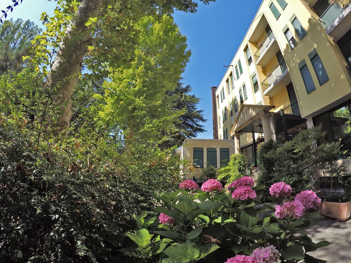 Hotel Salus Salice Terme Exteriör bild