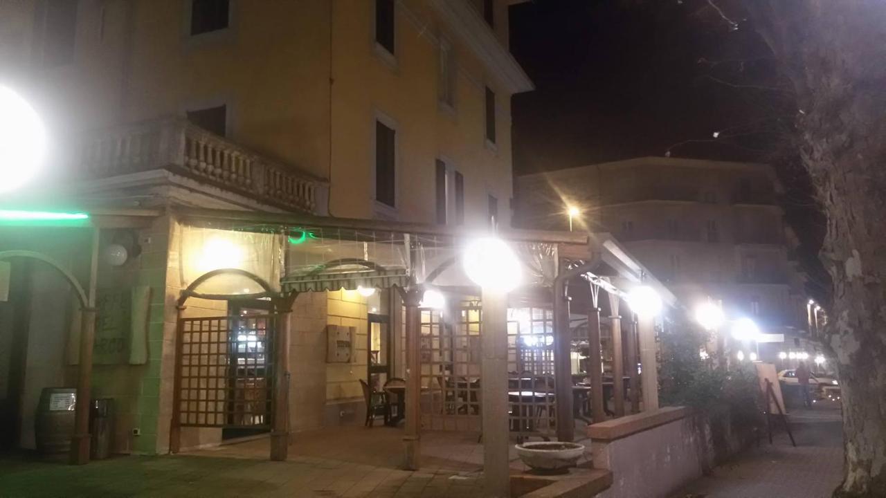 Hotel Salus Salice Terme Exteriör bild